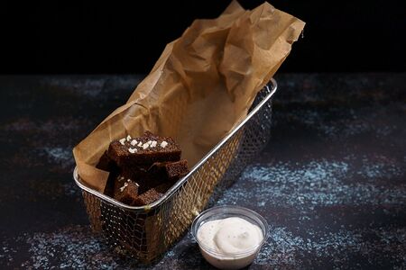 Бородинские чесночные греночки