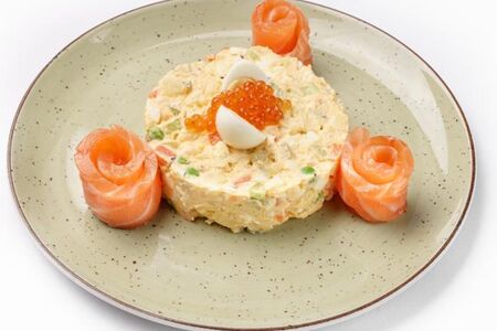 Оливье с лососем