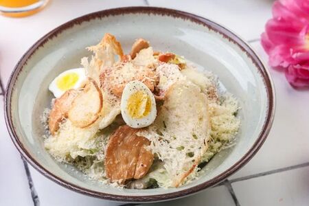 Цезарь с куриной грудкой