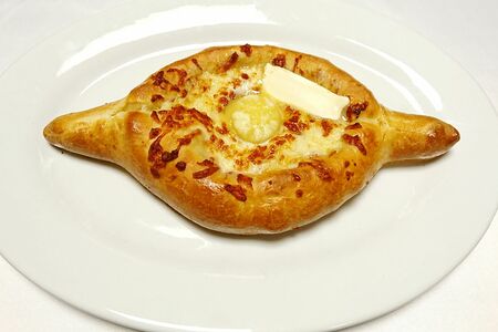 Хачапури по-аджарски