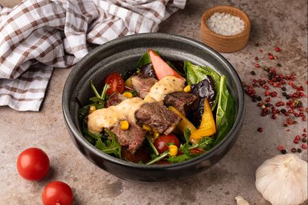 Тёплый салат - Пеппа Пиг