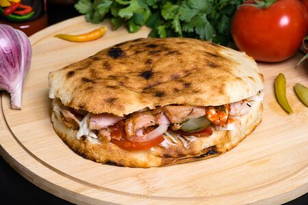 Донер в лепешке