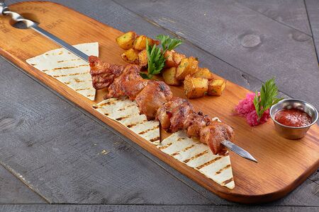 Шашлык из бедрышка цыпленка