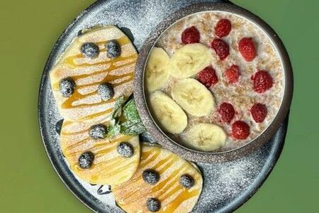 Завтрак Овсяная каша с панкеками