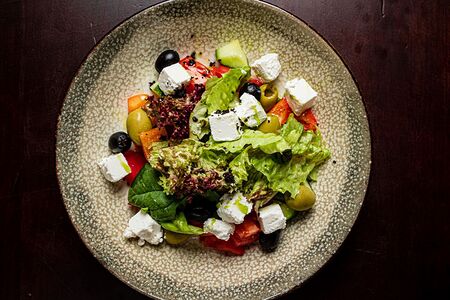 Овощной с греческим сыром, травами и маслом петрушки