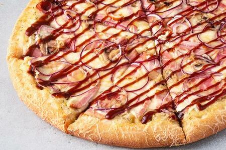 Пицца Чикен Барбекю на толстом с сыром