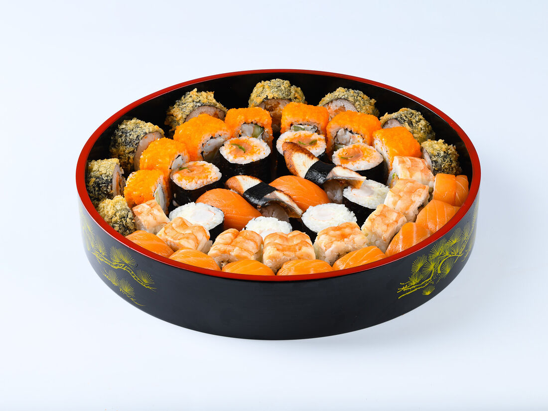 Space sushi москва доставка. Ролл Вашингтон. Роллы Монте Карло с лососем. Sushi Store Профсоюзная. Ланчик купить.