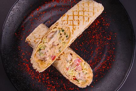 Шаверма по-вьетнамски с курицей