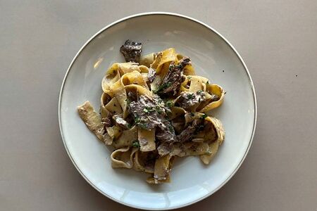 Феттуччине с томленой говядиной