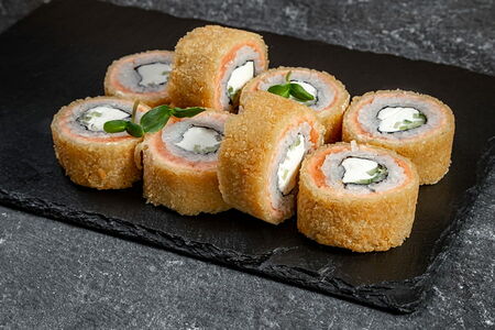 Тёплый ролл филадельфия