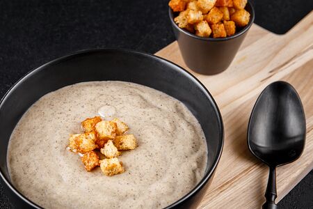 Крем-суп грибной