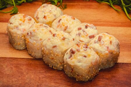 Ролл Тидзу лосось