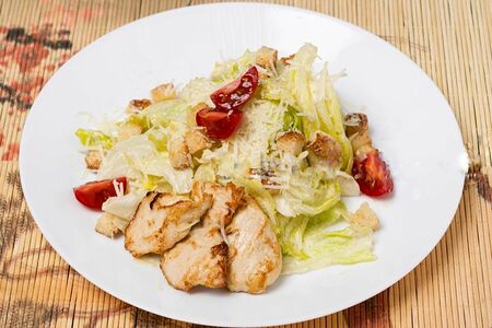 Цезарь с курицей