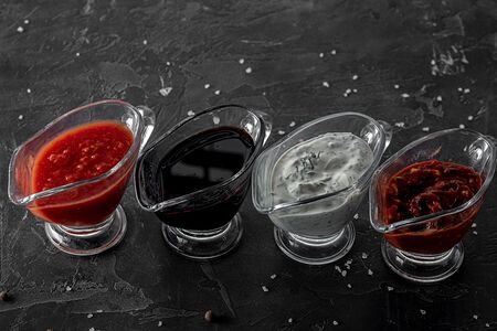 Ткемали красный