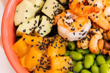 Поке боул с креветками