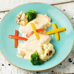 Палтус с крабовым соусом