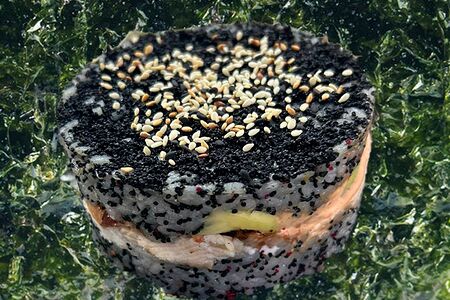 Бургер-ролл с угрем