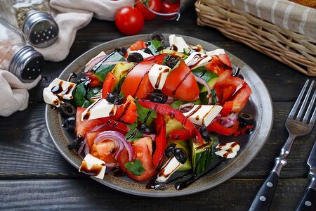 Салат греческий