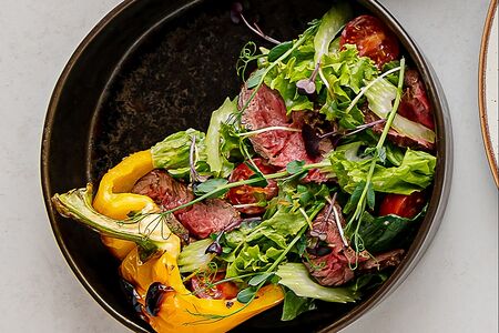 Салат с ростбифом