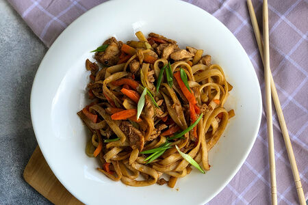 Удон с курицей