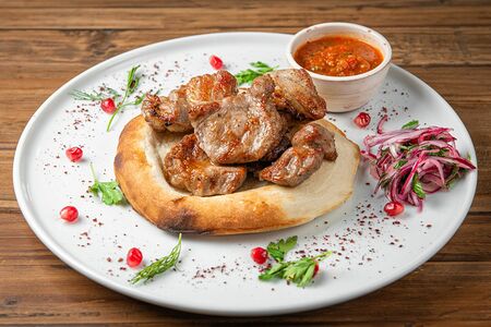 Шашлык из cвинoй шеи