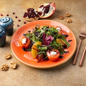 Салат со слабосоленым лососем