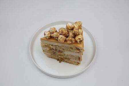 Кленовый торт с пряной грушей