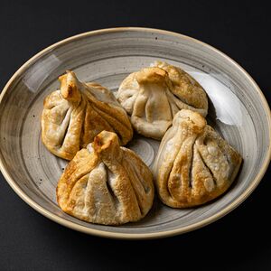 Жареные хинкали с бараниной