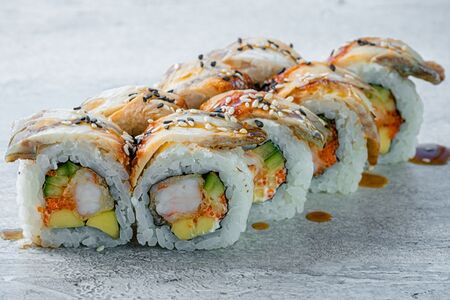 Манеки фирменный