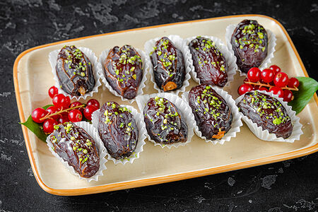 Финики сушеные