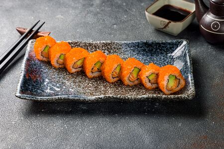 Калифорния с лососем