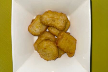Куриные наггетсы