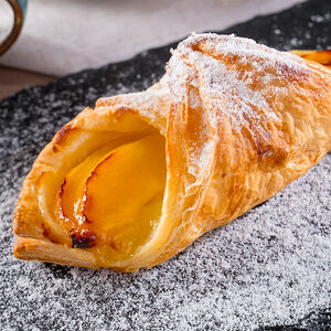 Слойка с абрикосом