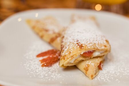 Блин с творогом и курагой