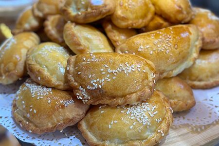 Запеченная самса с курицей