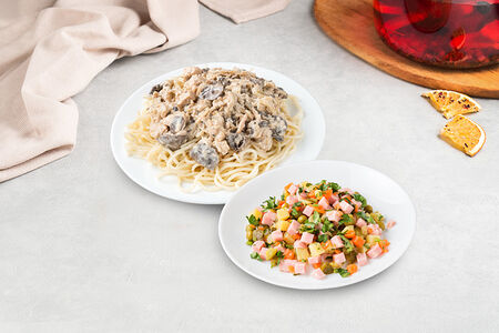 Обед с макарошками