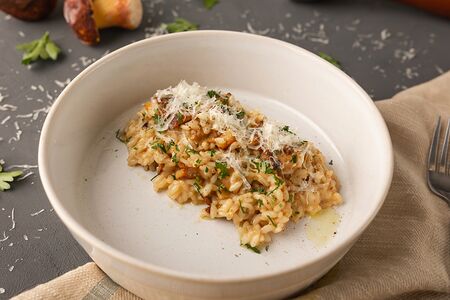 Ризотто с белыми грибами