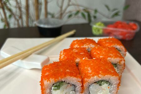 Ролл Калифорния с креветкой