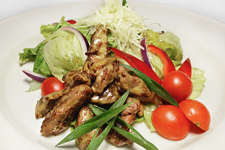 Салат теплый с телятиной