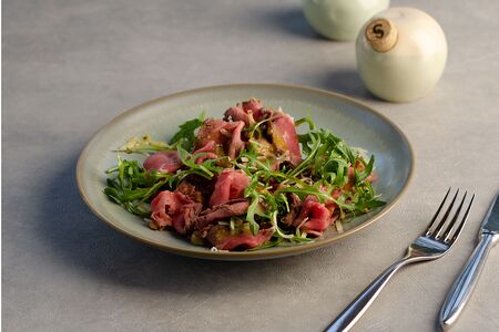 Ростбиф с медово-апельсиновой заправкой