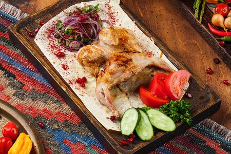 Шашлык из перепелов с овощами