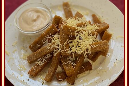 Гренки с чесноком и сыром