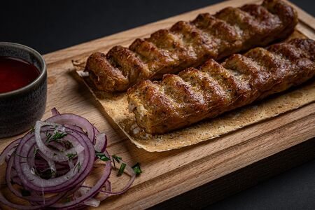 Люля-кебаб из свинины и говядины