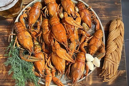 Жаренные раки в пиве большие