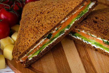 Сэндвич с лососем