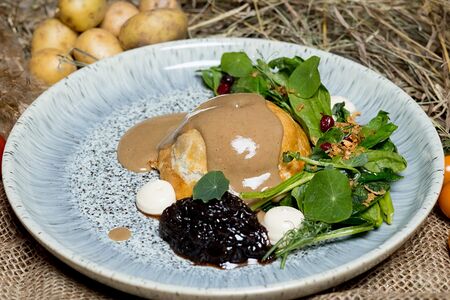 Хрустящий пирог с уткой