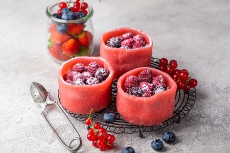 Пирожное Принцесса Ягодная