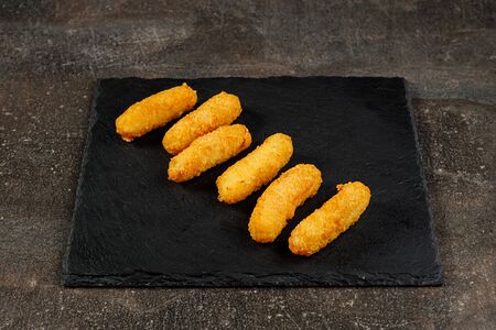 Сырные палочки