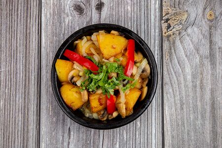 Картофель с шампиньонами