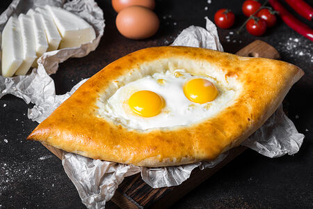 Хачапури по-аджарски